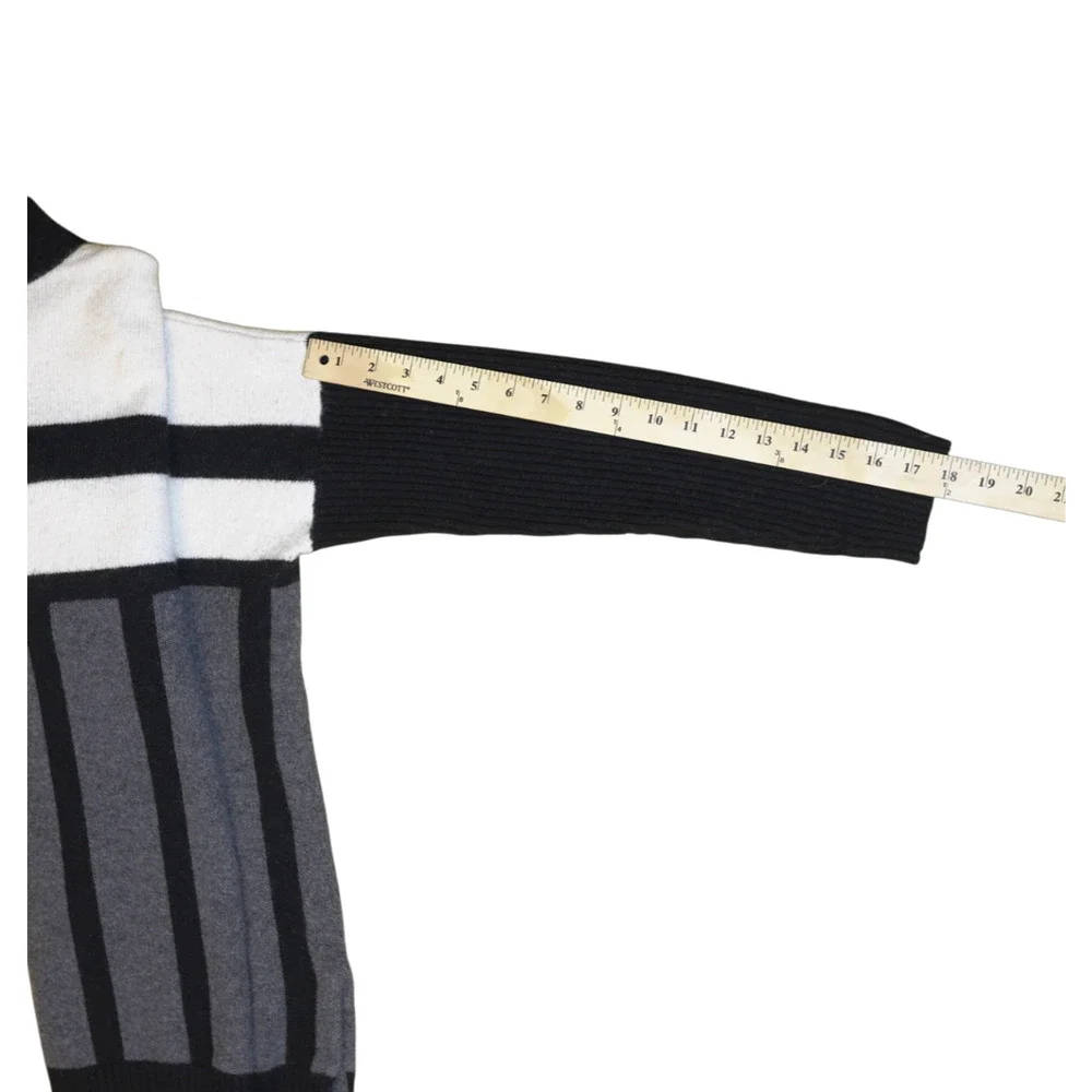 BCBGMAXAZRIA Women's Sweater Sz M (Fits L & XL) Striped Mock-Neck Lagenlook GUC - Picture 13 of 14